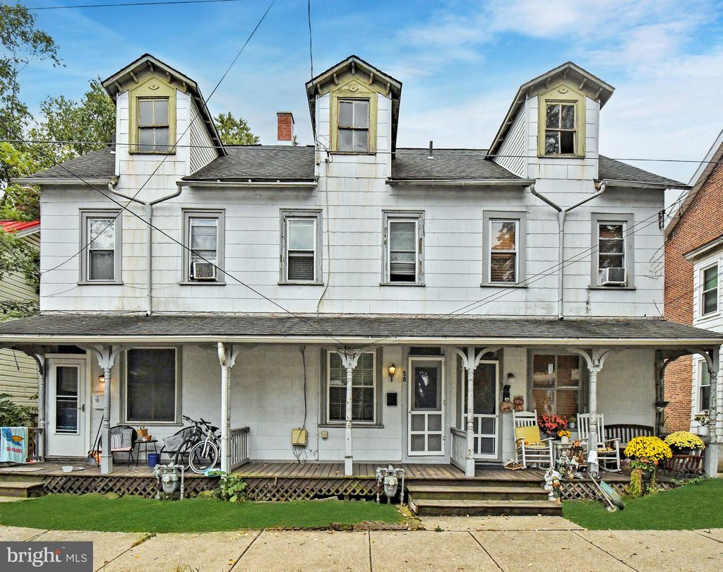 Photo of 58 Pennsylvania Avenue, PHOENIXVILLE, PA 19460 (MLS # PACT2111196)