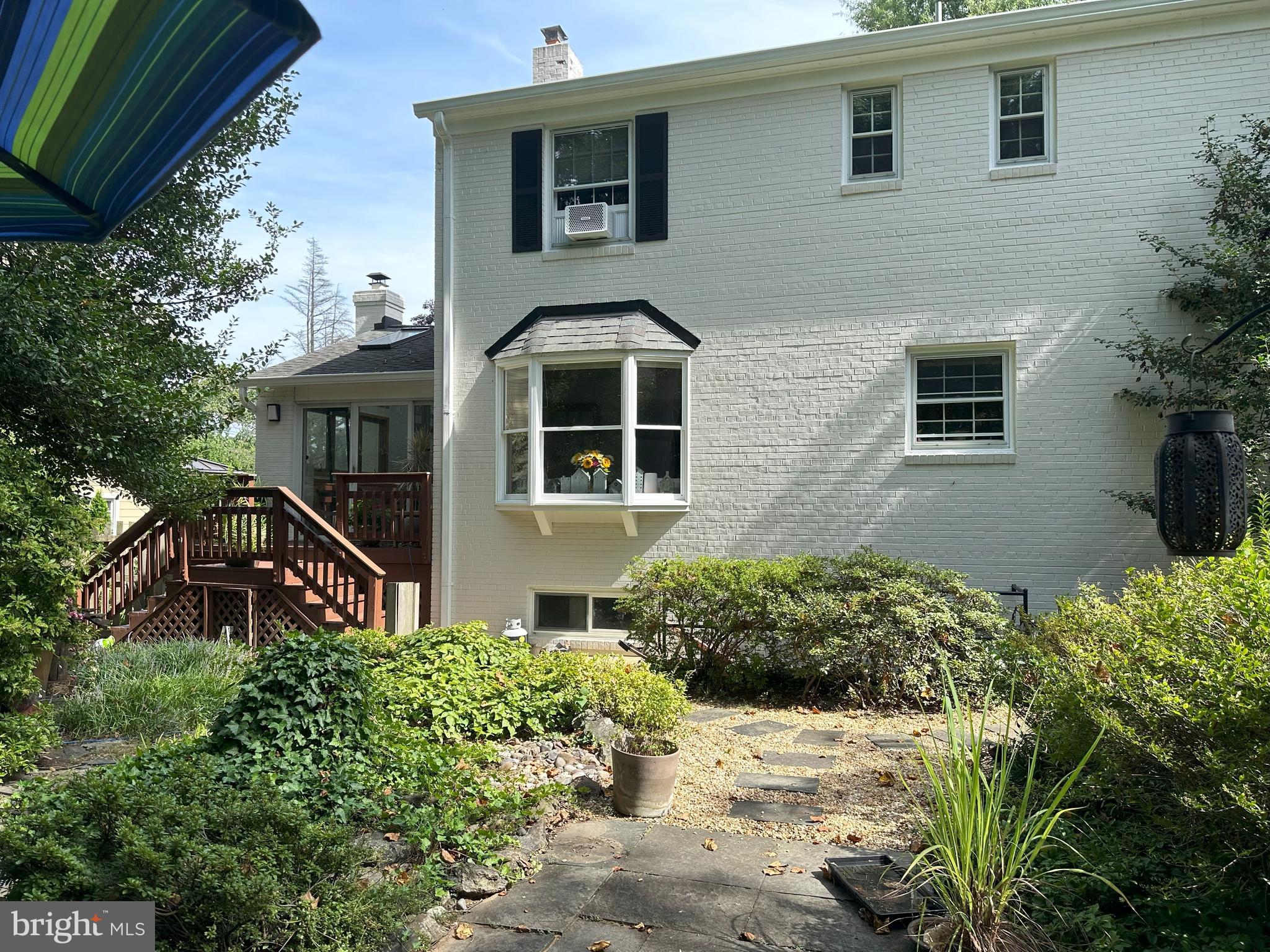 WOODHAVEN - Residential Lease