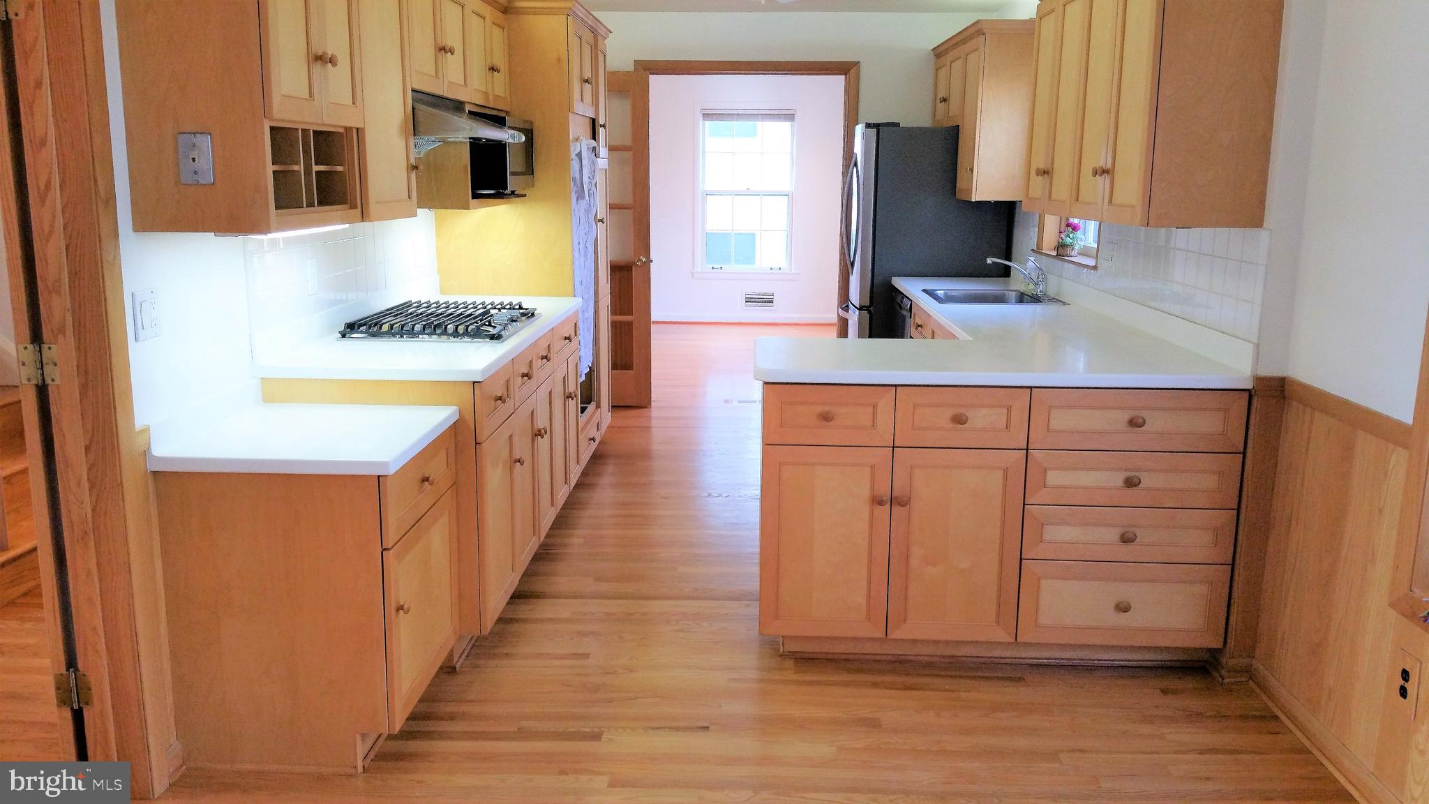 WOODHAVEN - Residential Lease