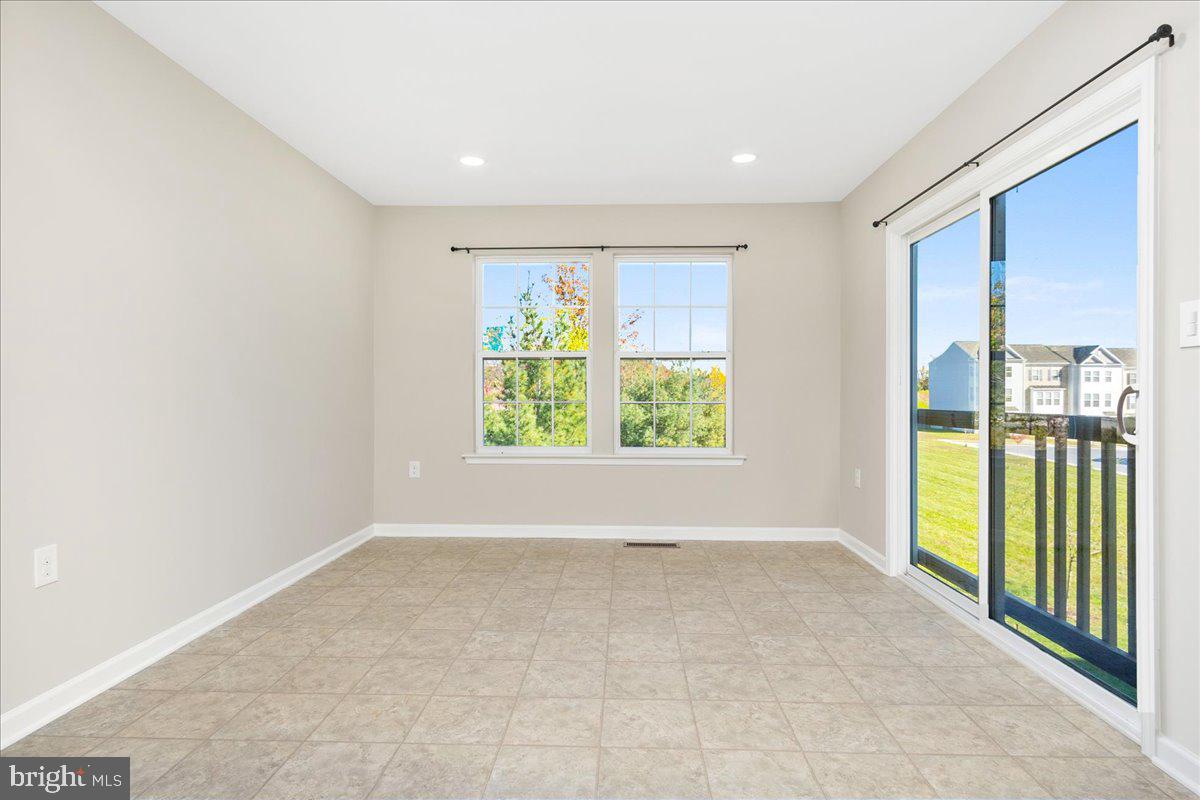 RIVERSIDE VILLAGES - Residential