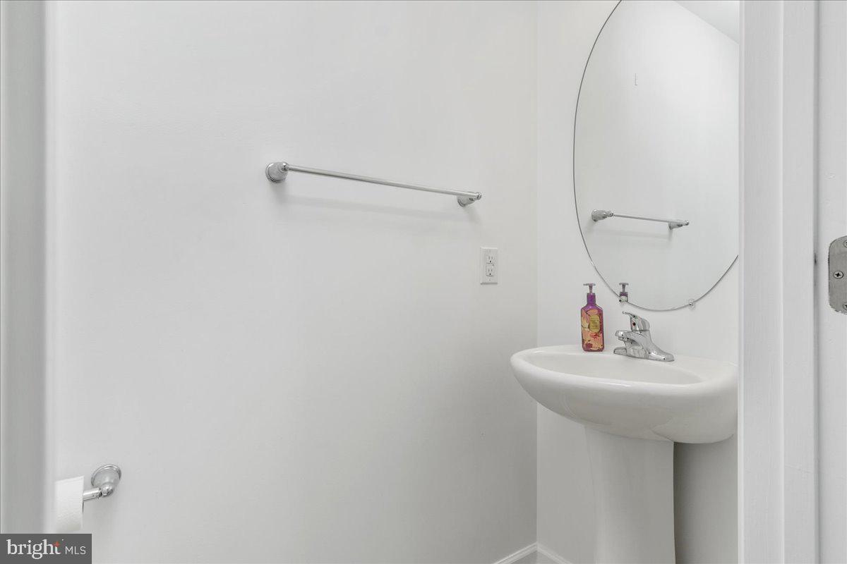 RIVERSIDE VILLAGES - Residential