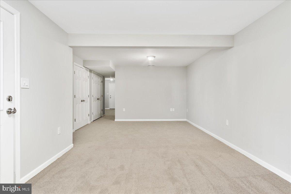 RIVERSIDE VILLAGES - Residential