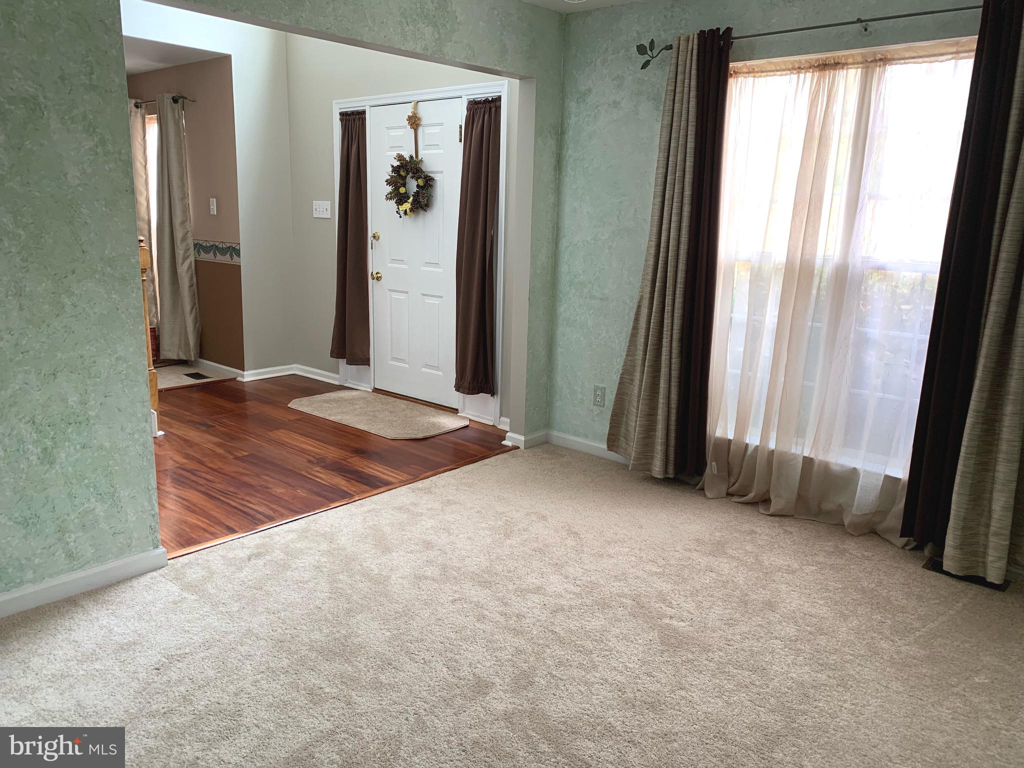 HIDDEN CREEK - Residential