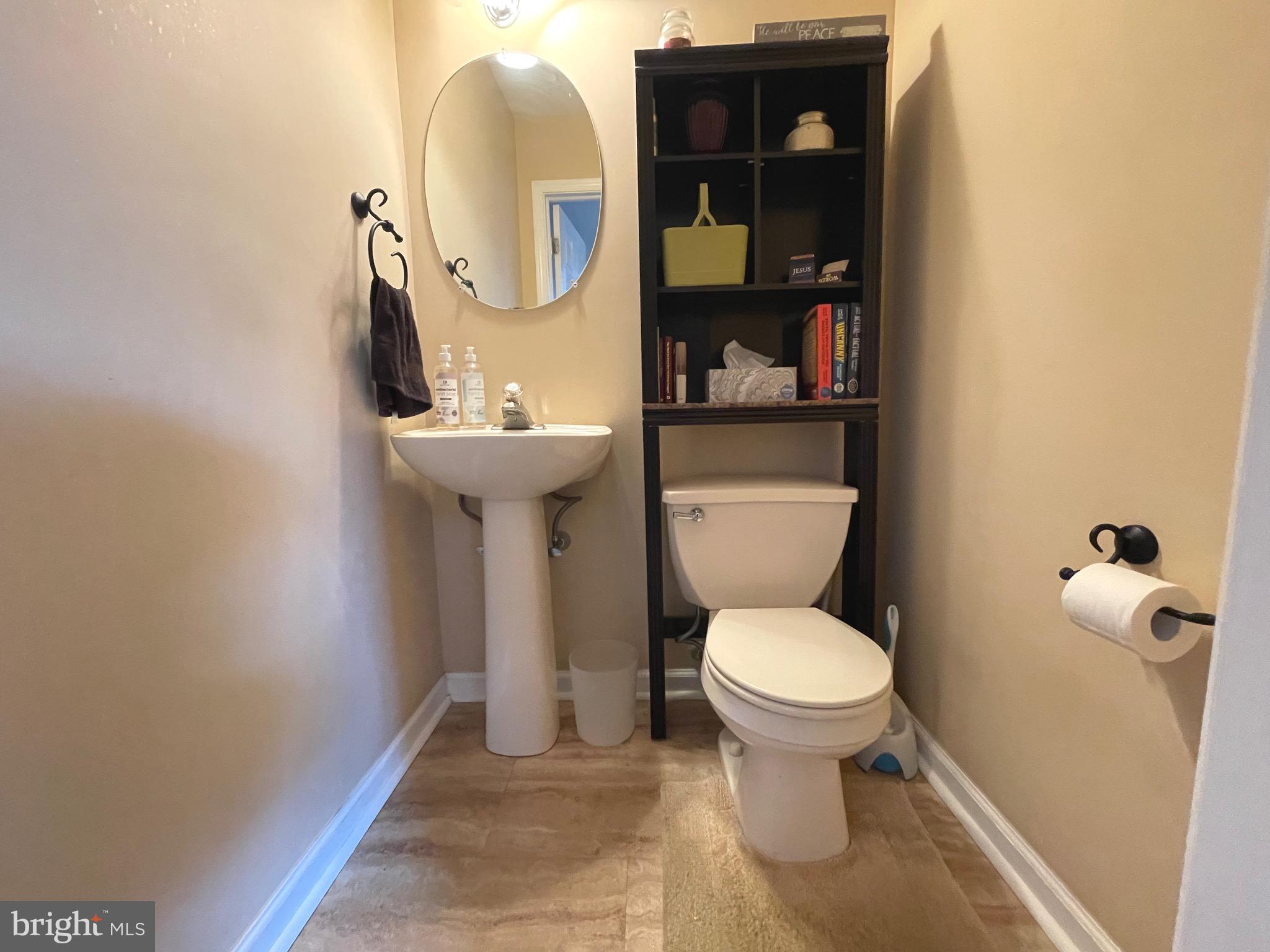 HIDDEN CREEK - Residential