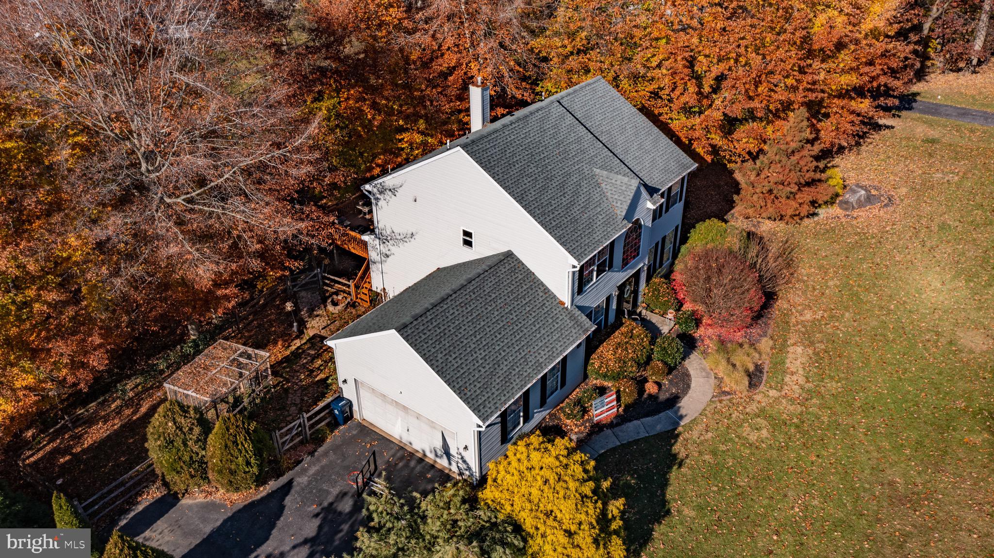 HIDDEN CREEK - Residential