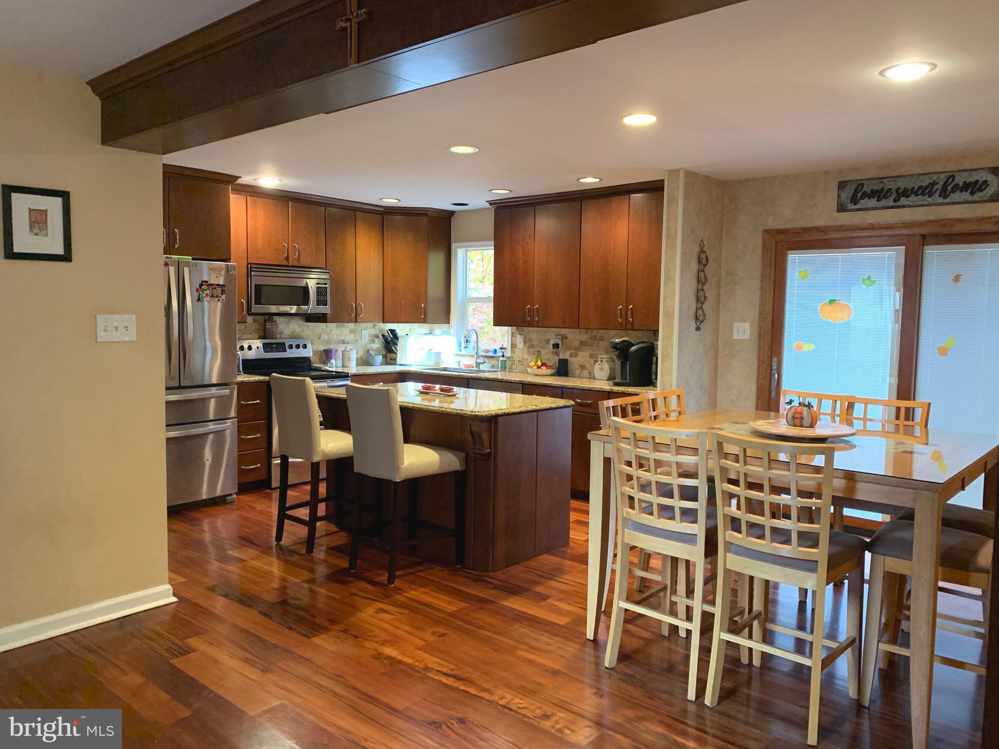 HIDDEN CREEK - Residential