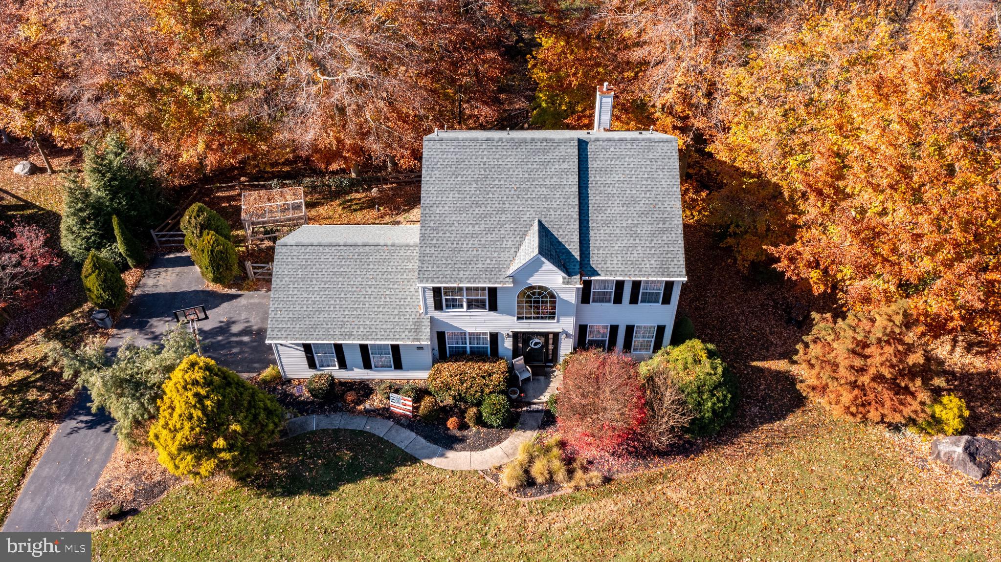 HIDDEN CREEK - Residential