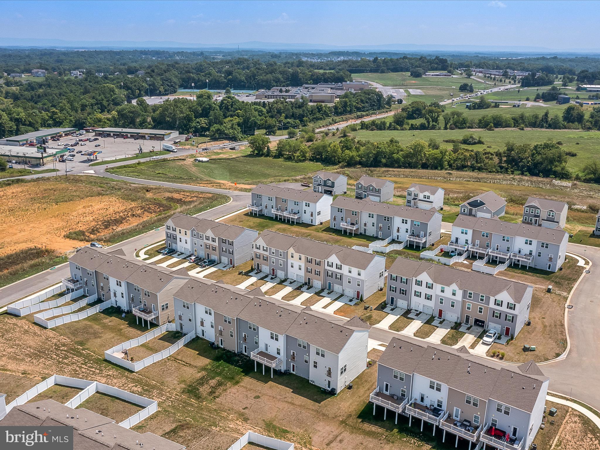 DILLON FARM - Residential