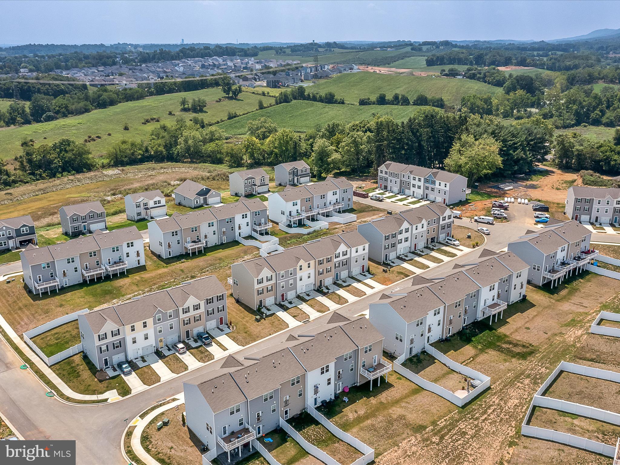 DILLON FARM - Residential