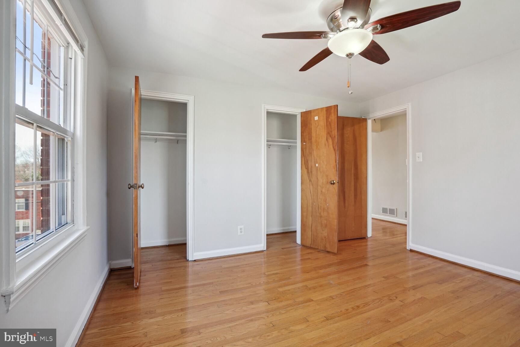 ARLINGTON VILLAGE - Residential Lease