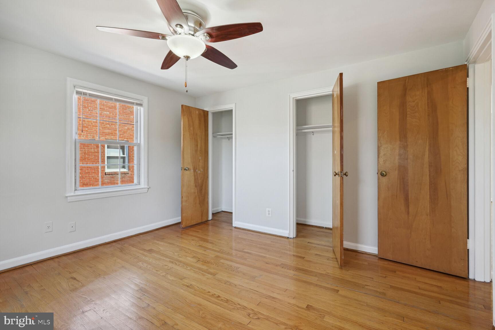 ARLINGTON VILLAGE - Residential Lease