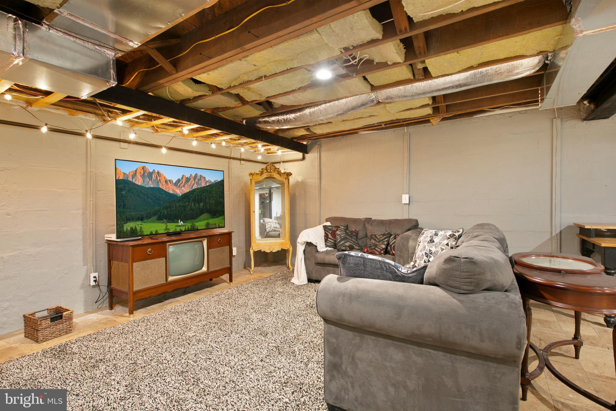 SATYR HILL - Residential