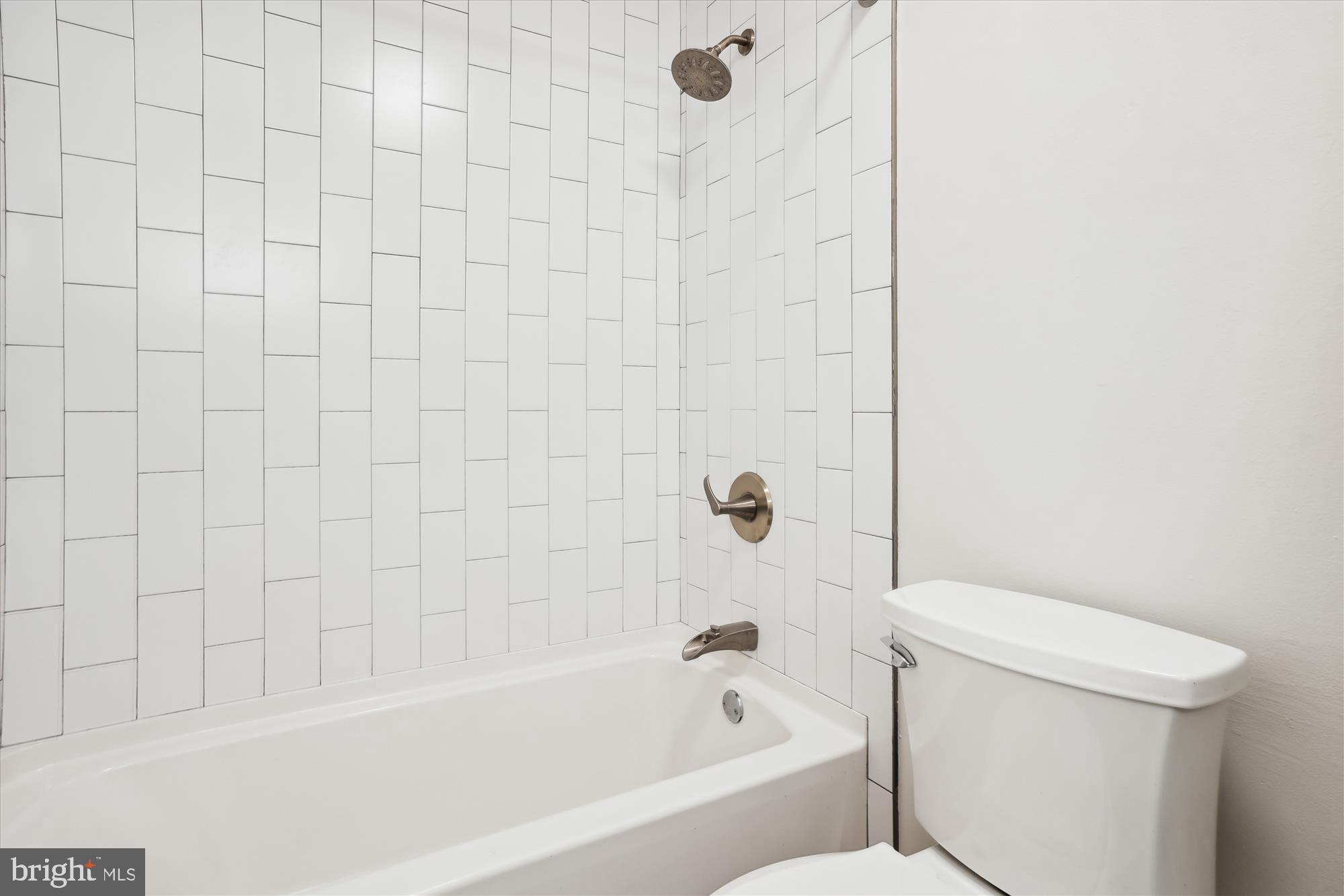 ANTIETAM SQUARE CONDO - Residential Lease