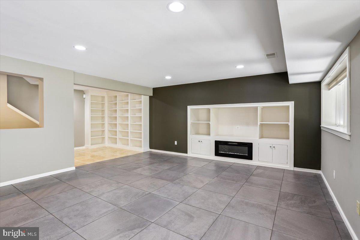 NEWPORT CLUSTER - Residential