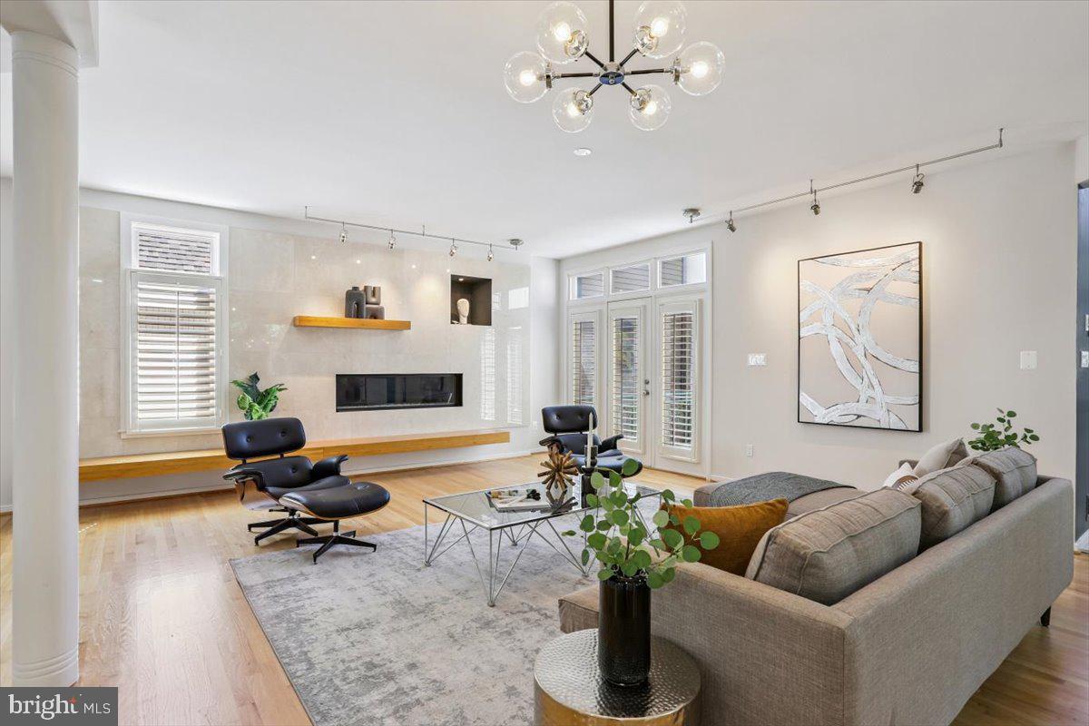 NEWPORT CLUSTER - Residential