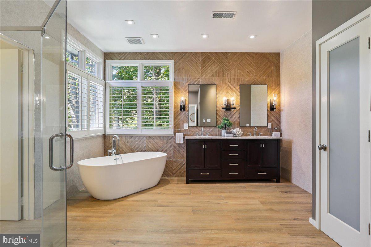 NEWPORT CLUSTER - Residential