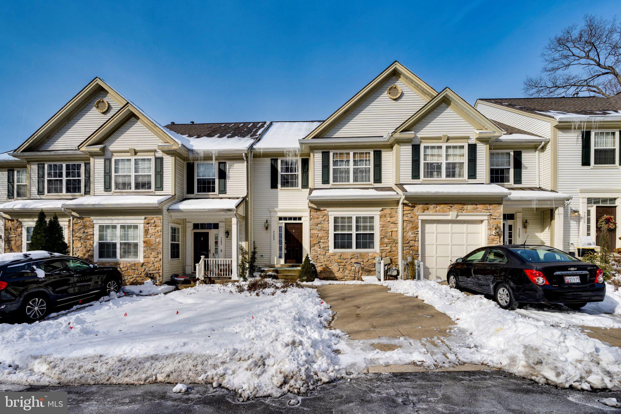 CLARKS CROSSING - Residential Lease