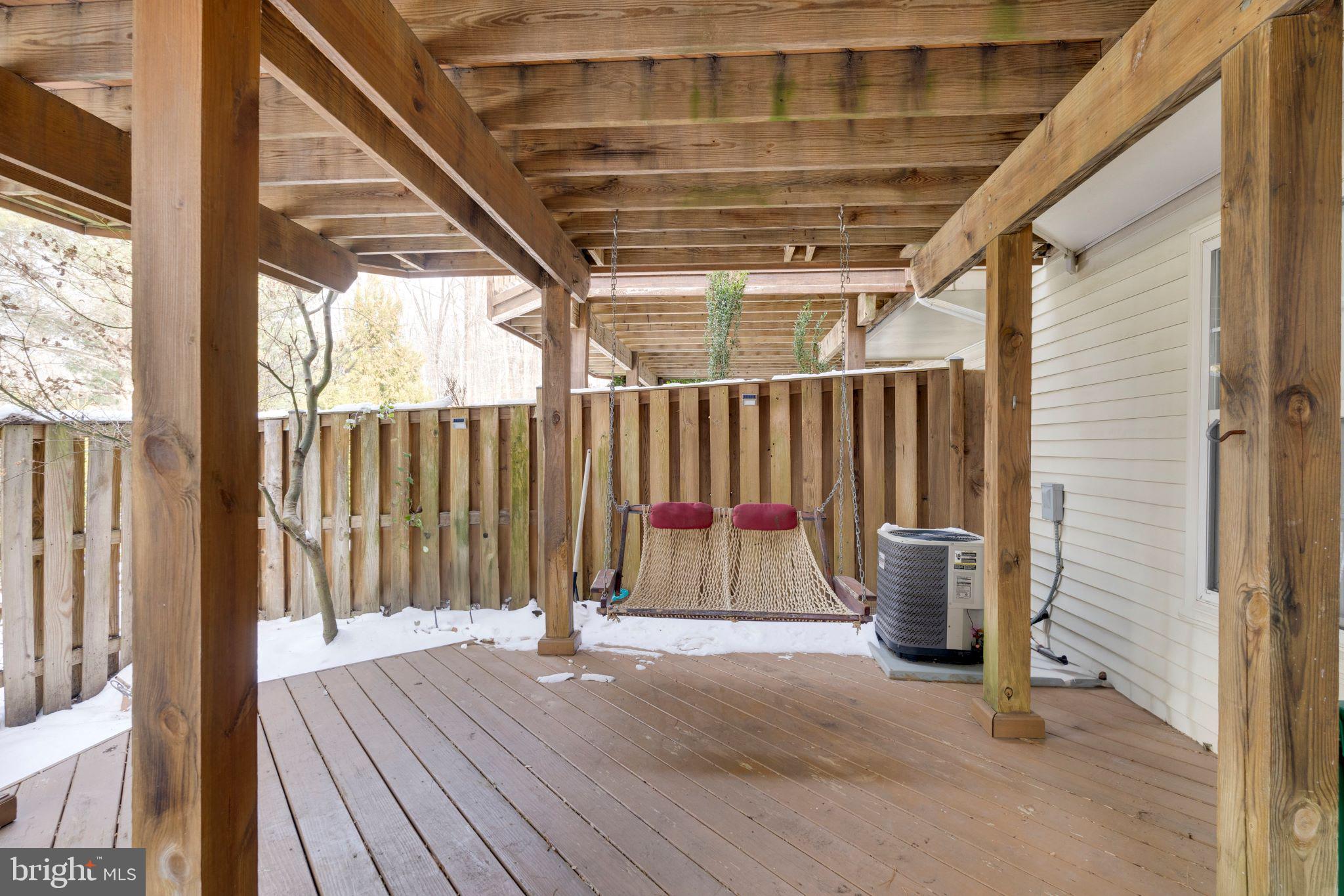 CLARKS CROSSING - Residential Lease