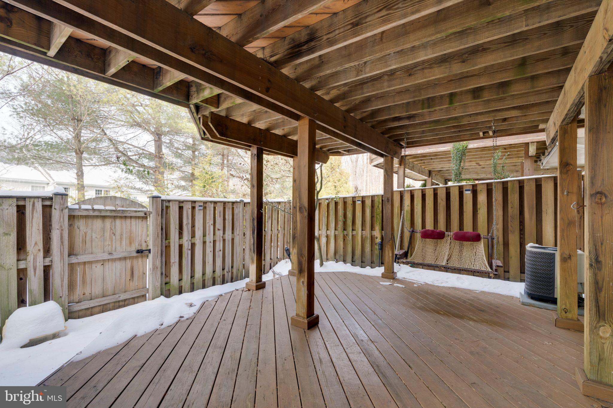 CLARKS CROSSING - Residential Lease