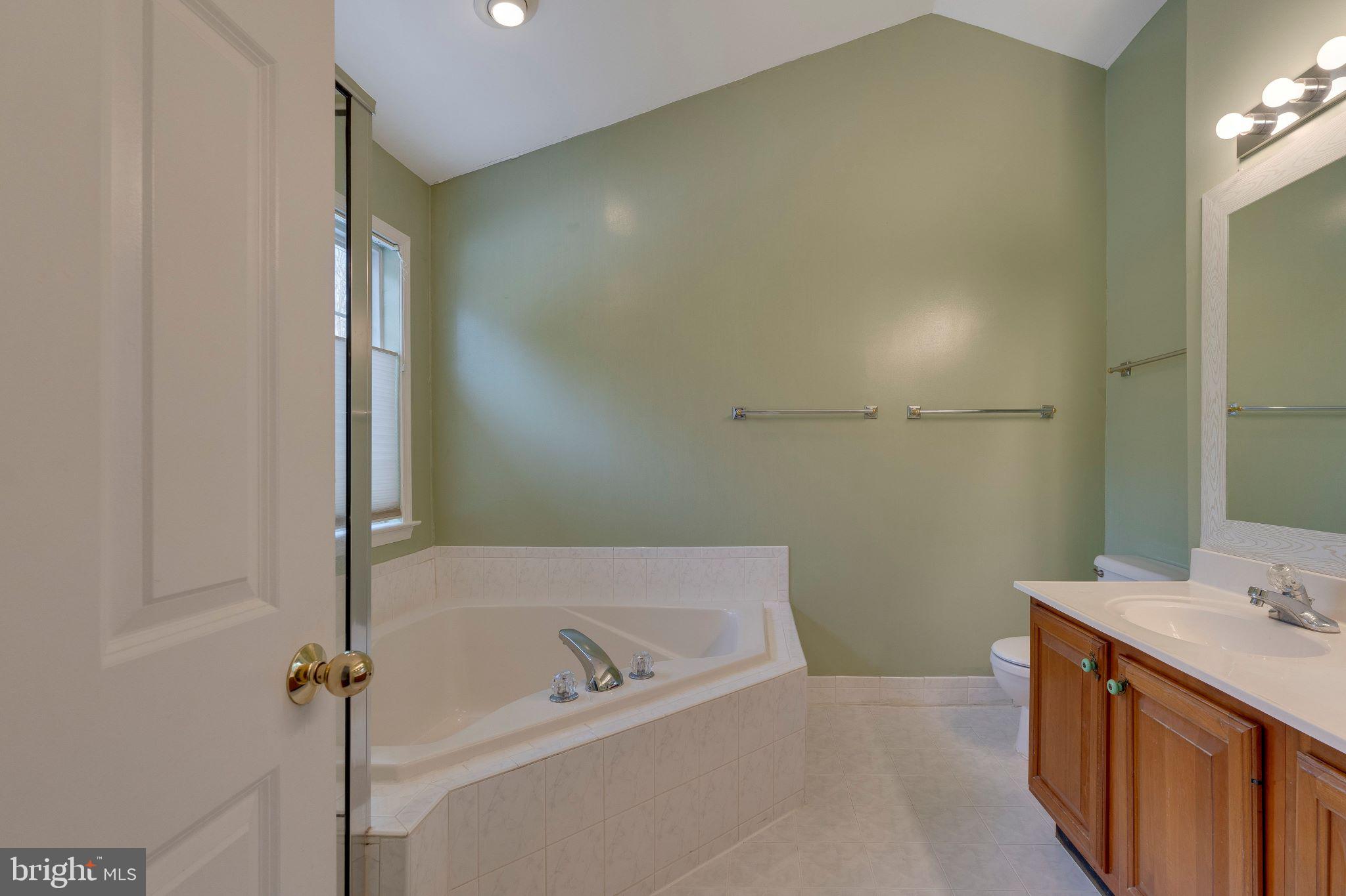 CLARKS CROSSING - Residential Lease