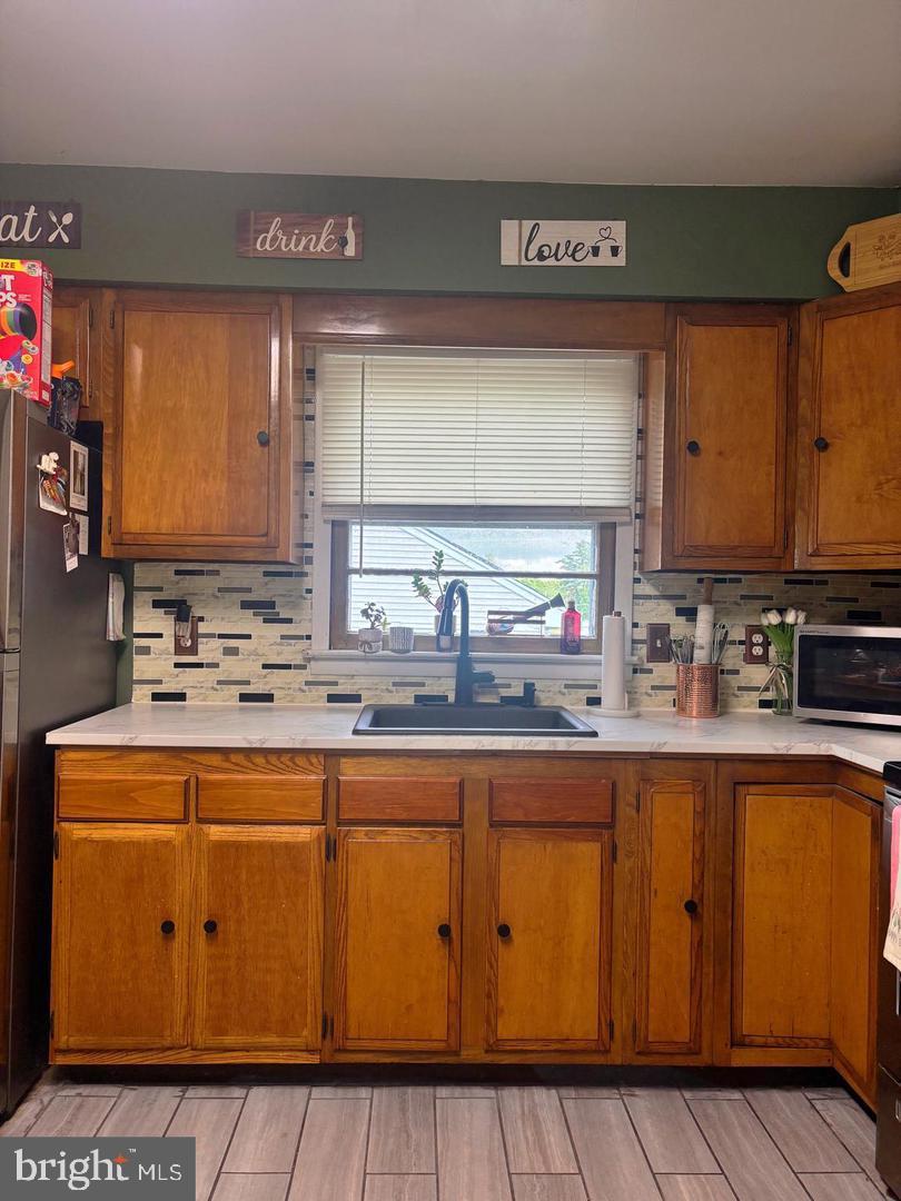 28 PINEVIEW TERRACE