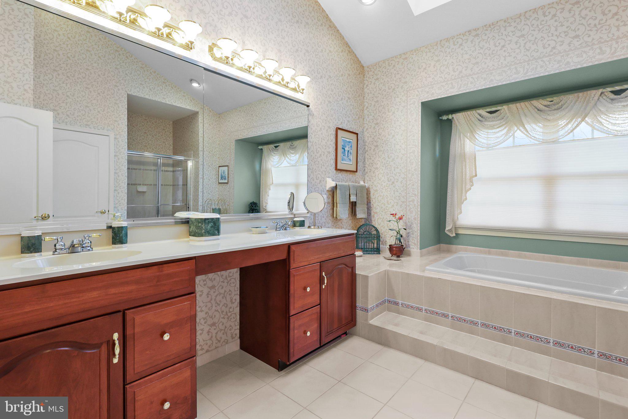 DOLINGTON ESTATES - Residential