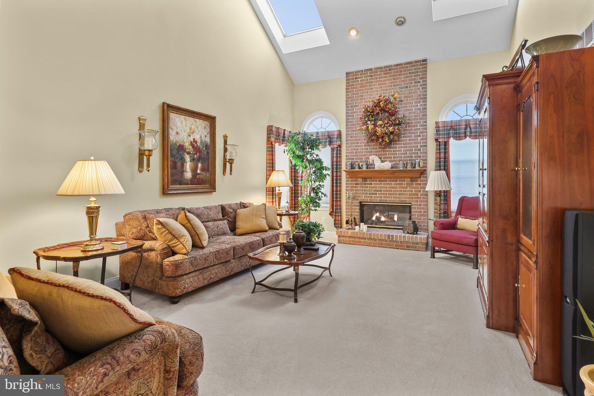 DOLINGTON ESTATES - Residential