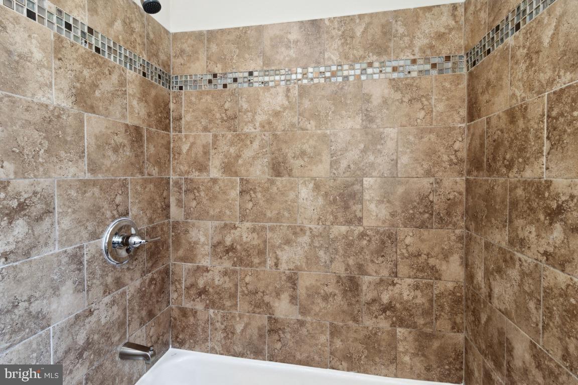 BROOKLYN - Residential