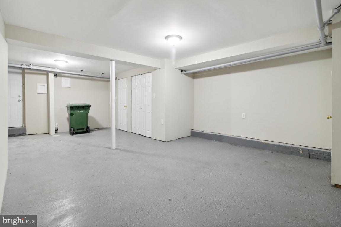 BROOKLYN - Residential