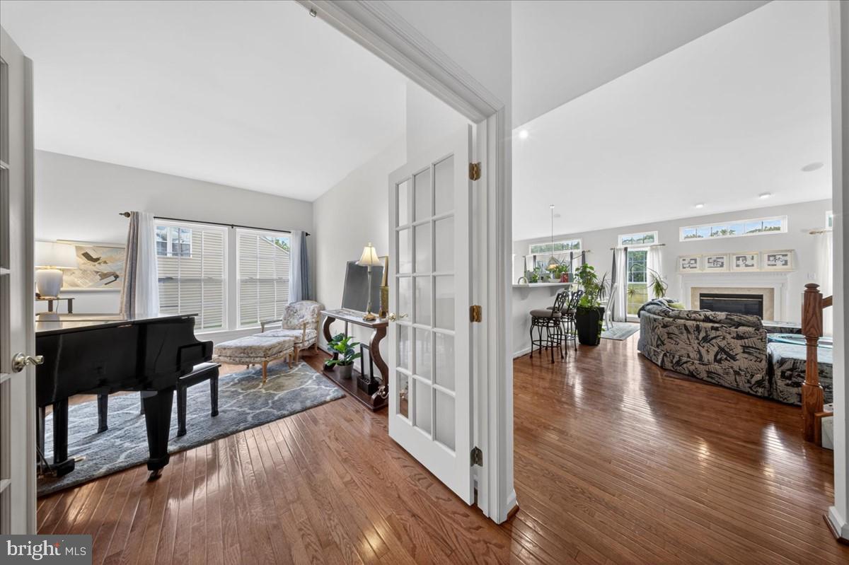 436 CALEDONIA WAY