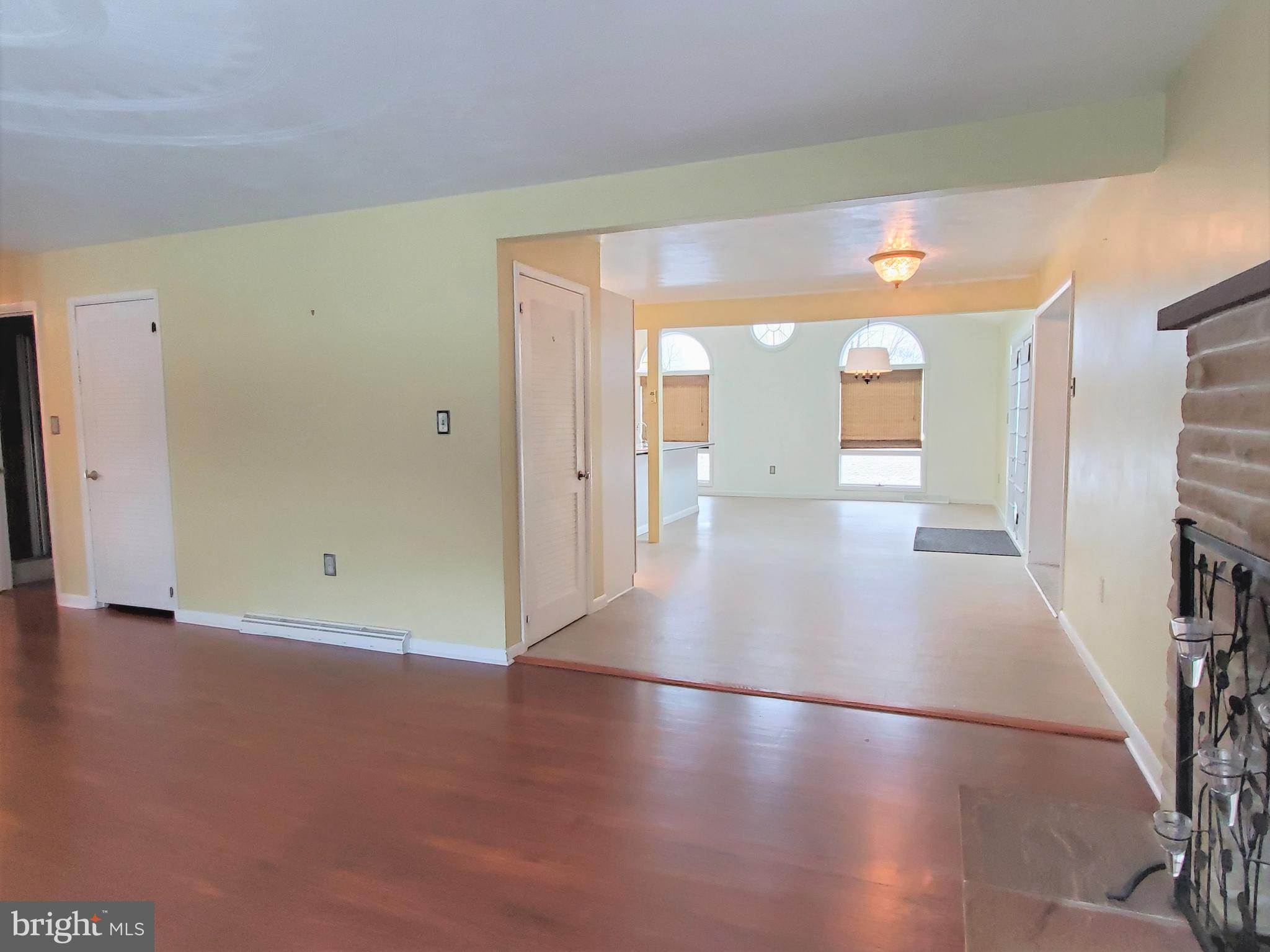 OAK HILL - Residential