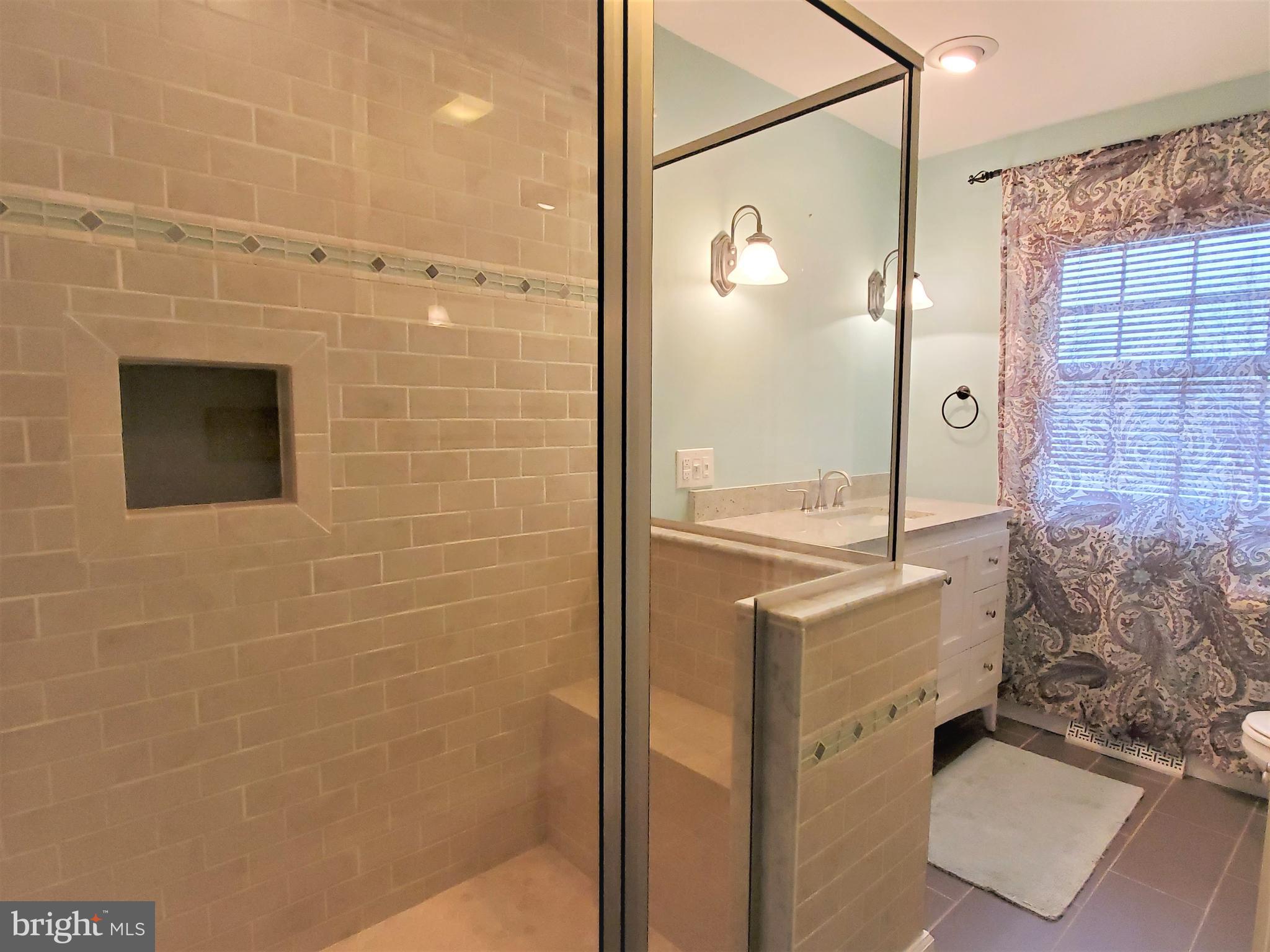 OAK HILL - Residential