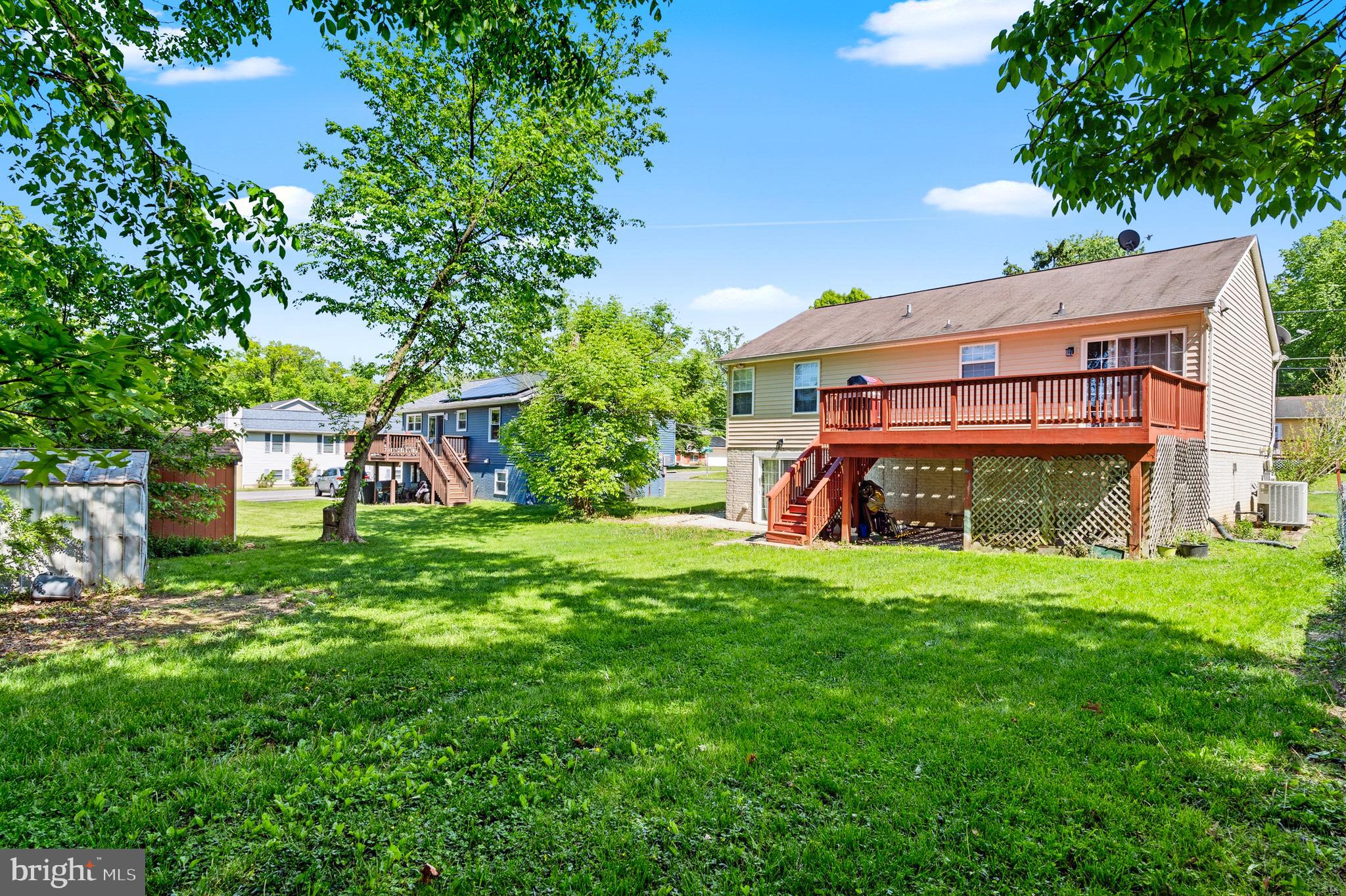 CATONSVILLE MANOR - Residential