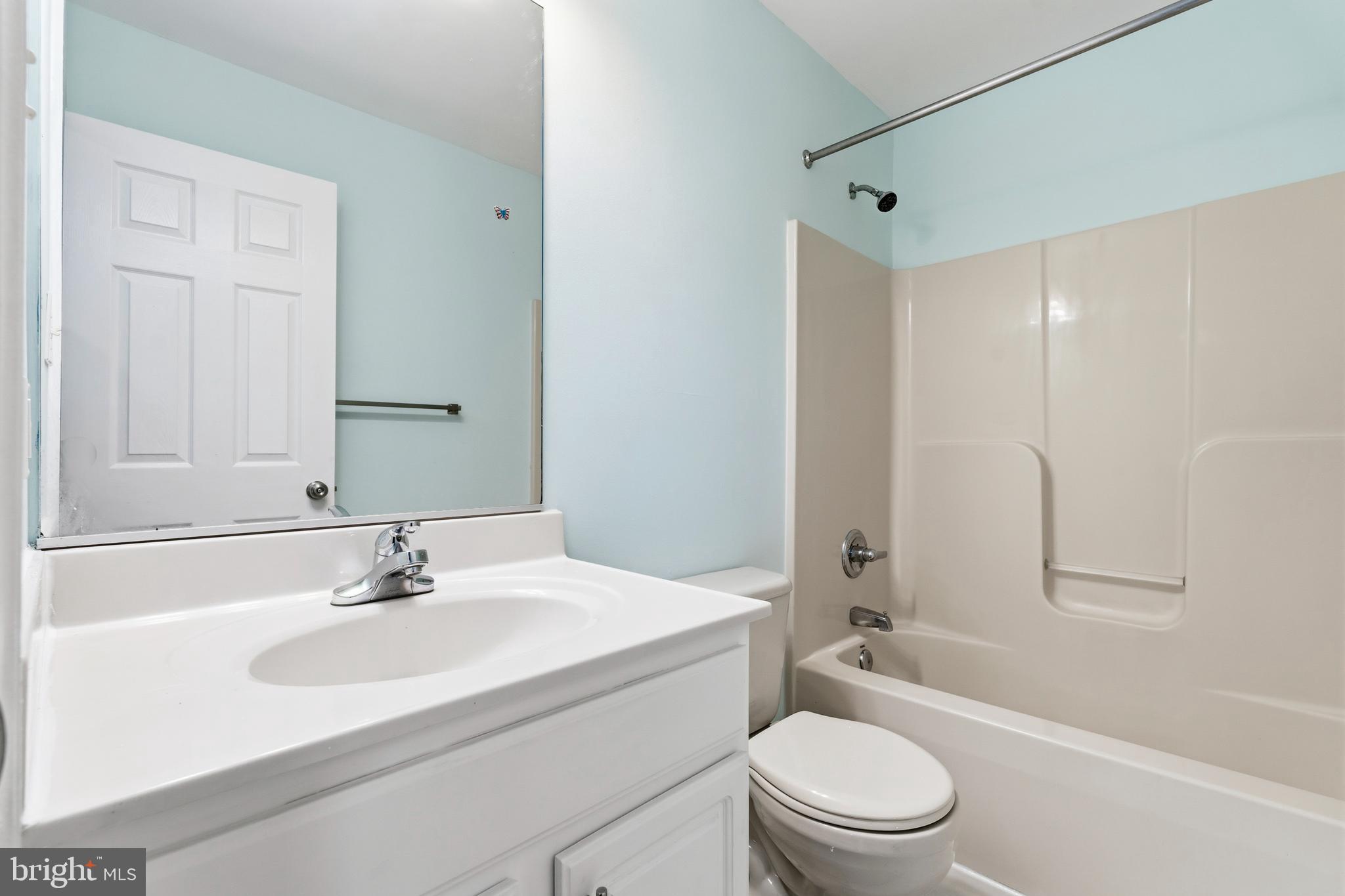 CATONSVILLE MANOR - Residential