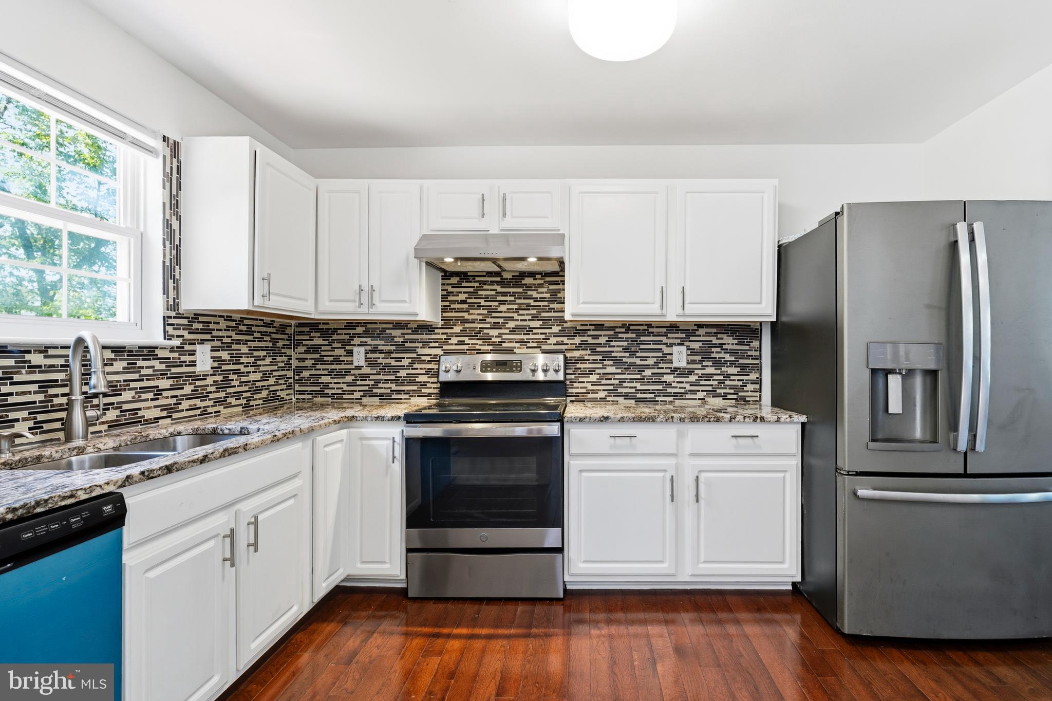 CATONSVILLE MANOR - Residential