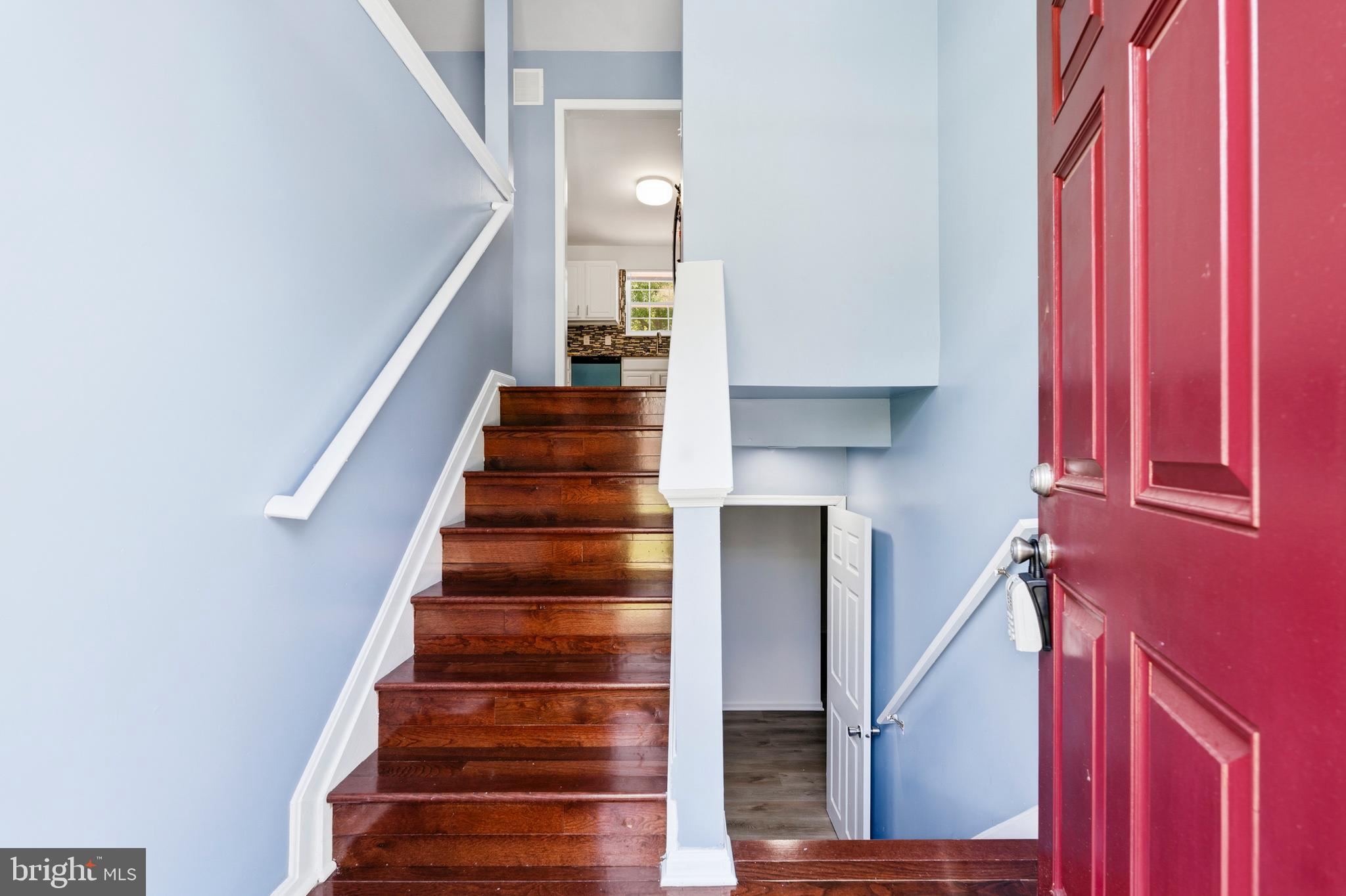 CATONSVILLE MANOR - Residential