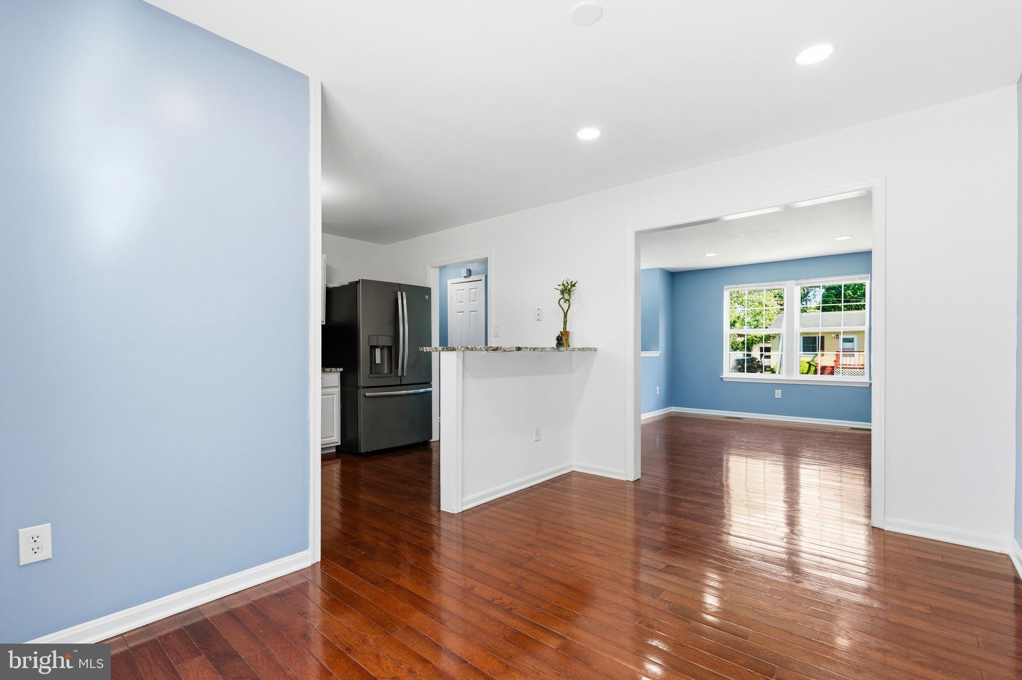 CATONSVILLE MANOR - Residential