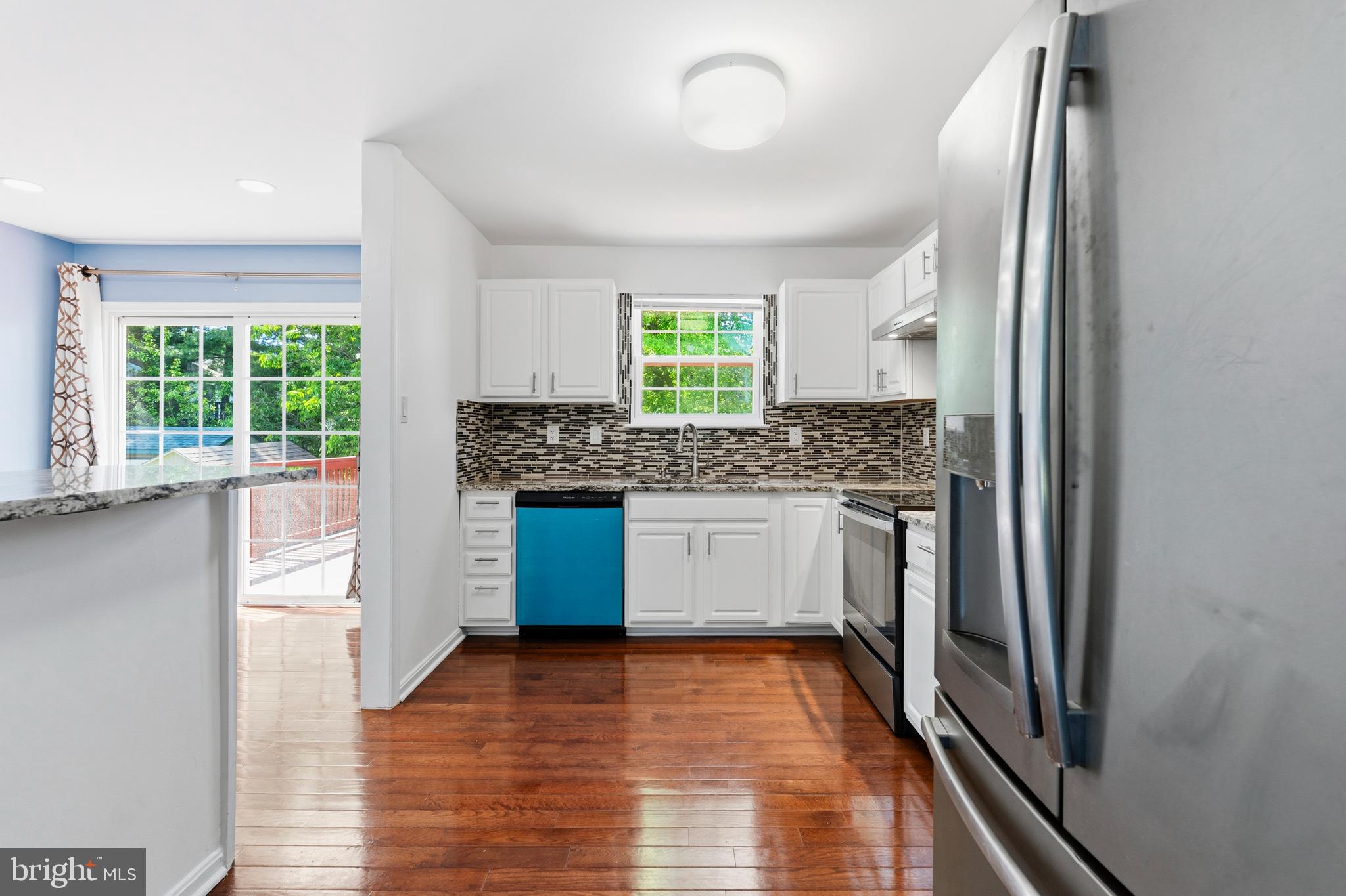 CATONSVILLE MANOR - Residential