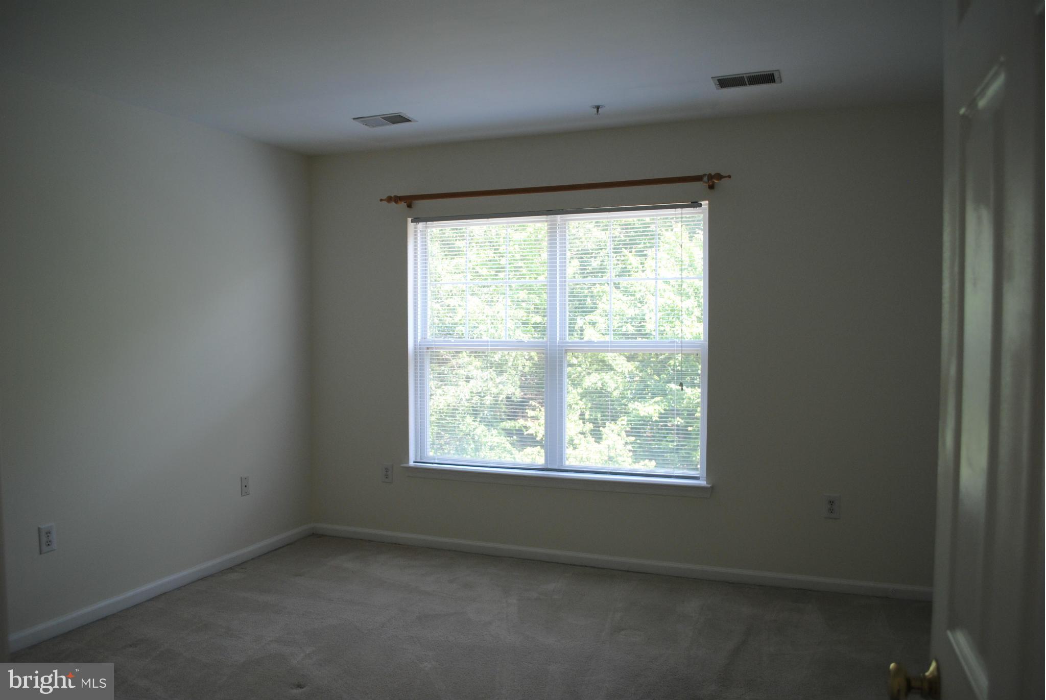 KINGSVIEW SUB - Residential Lease