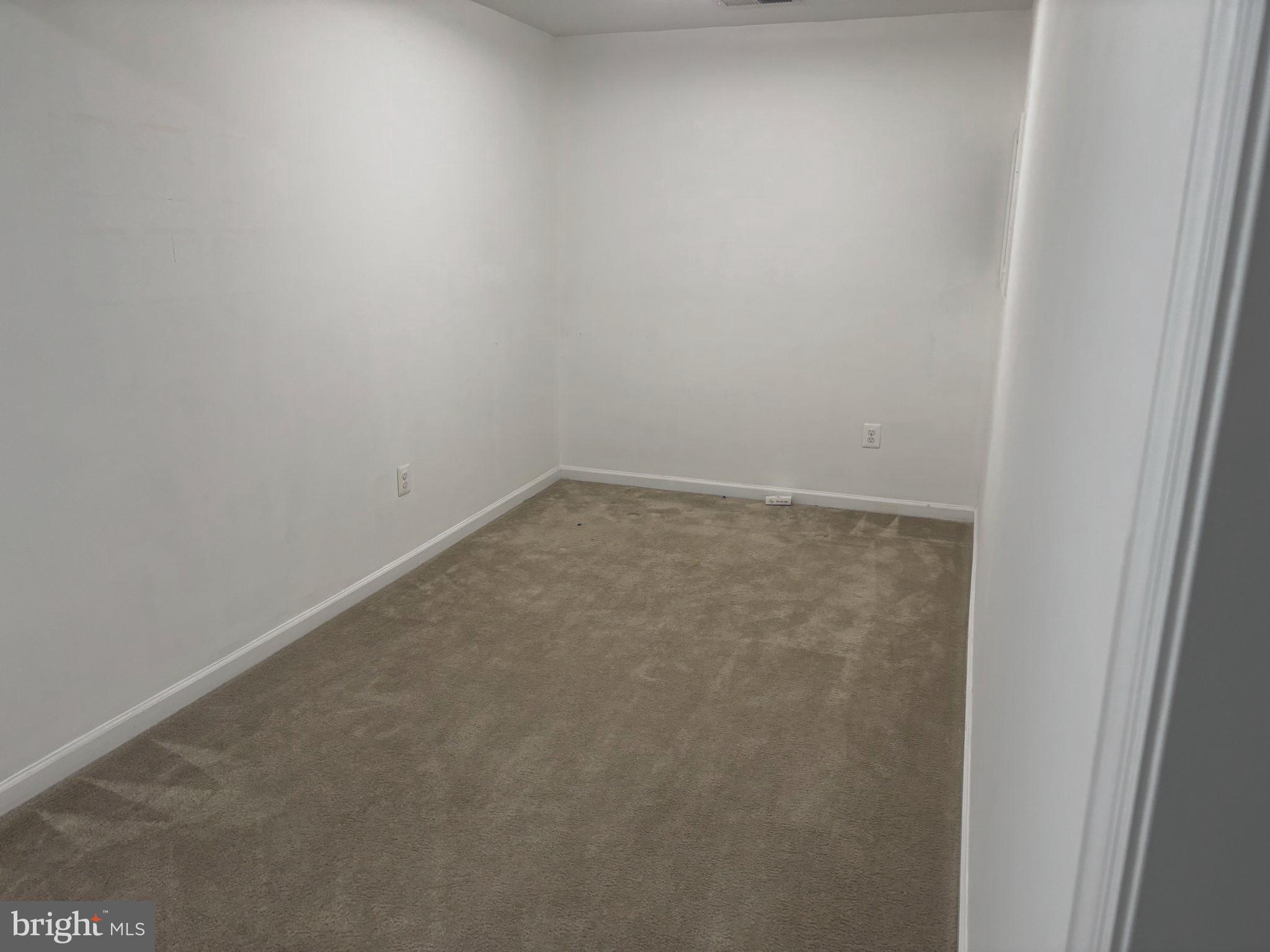 MONMOUTH MEADOWS - Residential Lease