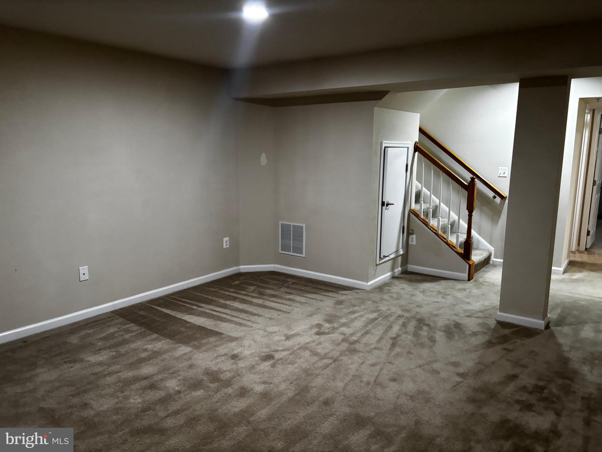 MONMOUTH MEADOWS - Residential Lease