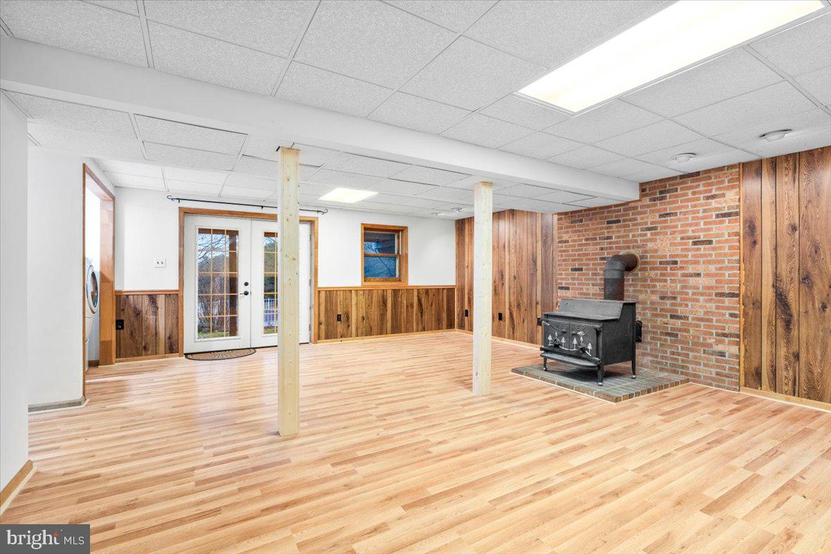 MID COUNTRY VIEW - Residential