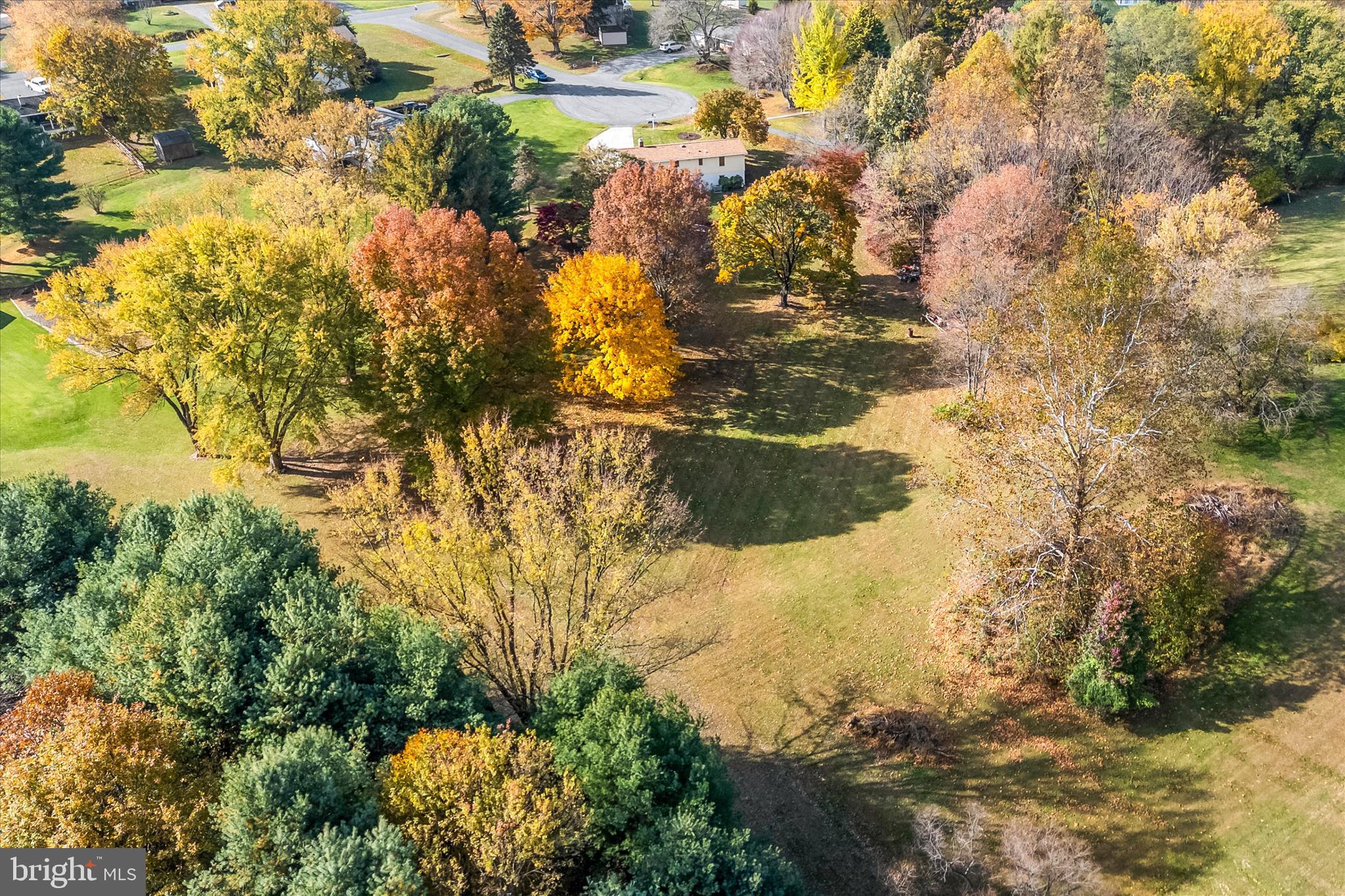 MID COUNTRY VIEW - Residential