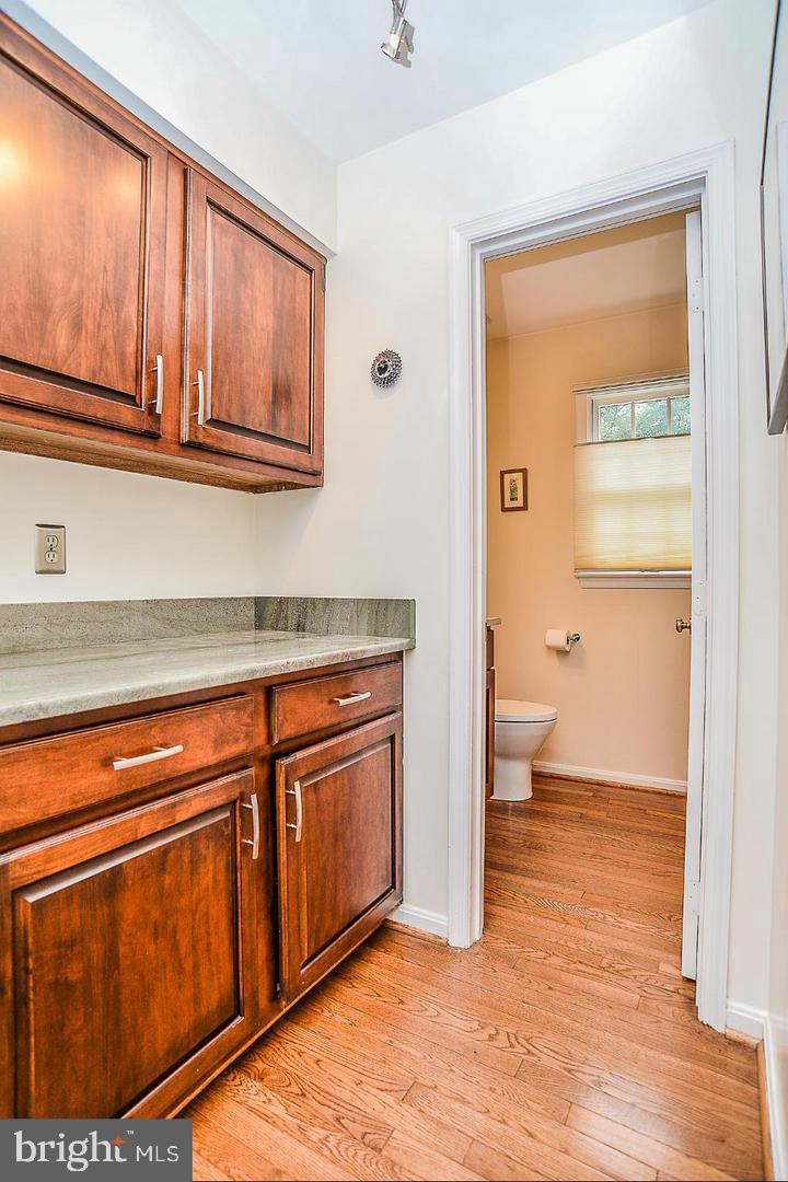 TIMBERLAKE ESTATES SOUTH - Residential Lease