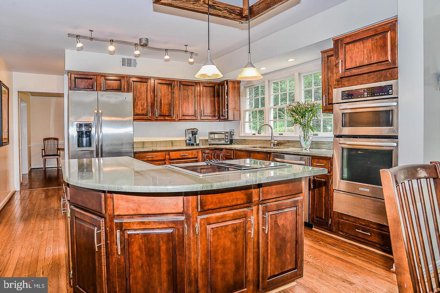 TIMBERLAKE ESTATES SOUTH - Residential Lease