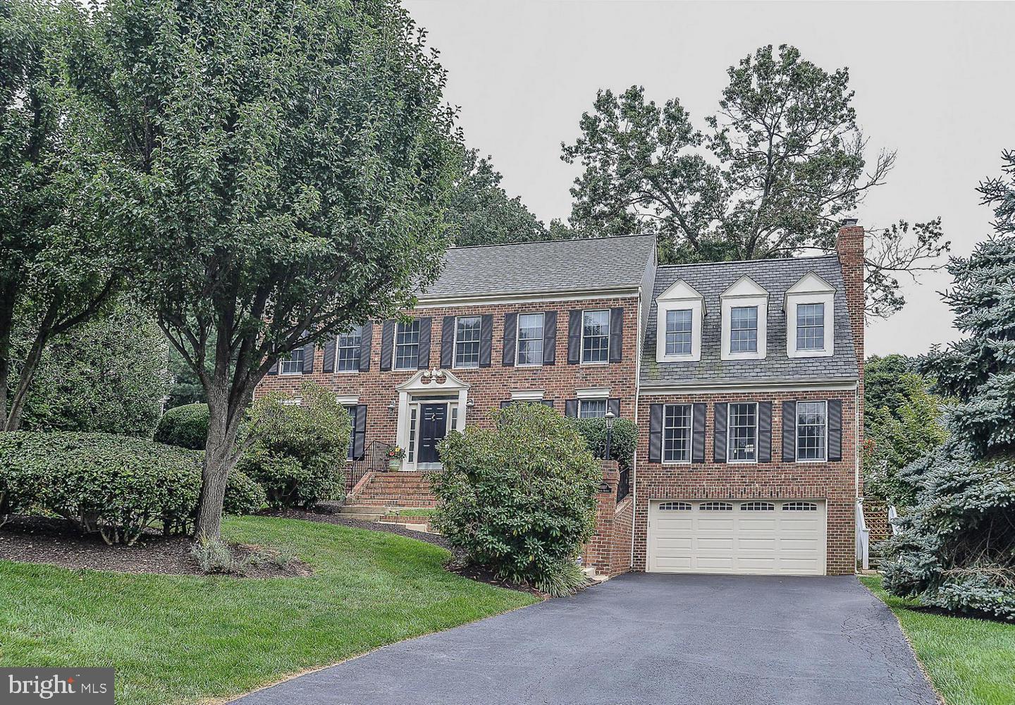 TIMBERLAKE ESTATES SOUTH - Residential Lease