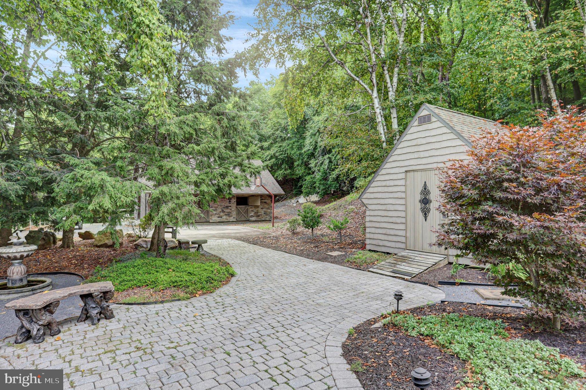 3035 STILLHOUSE HOLLOW ROAD