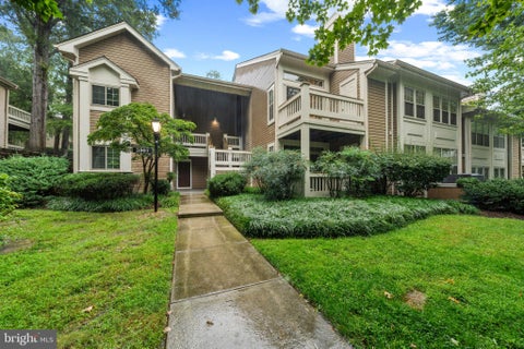 Condo For Sale - 5907 Barbados Place #203<br/> Montgomery County, ROCKVILLE, MD 20852