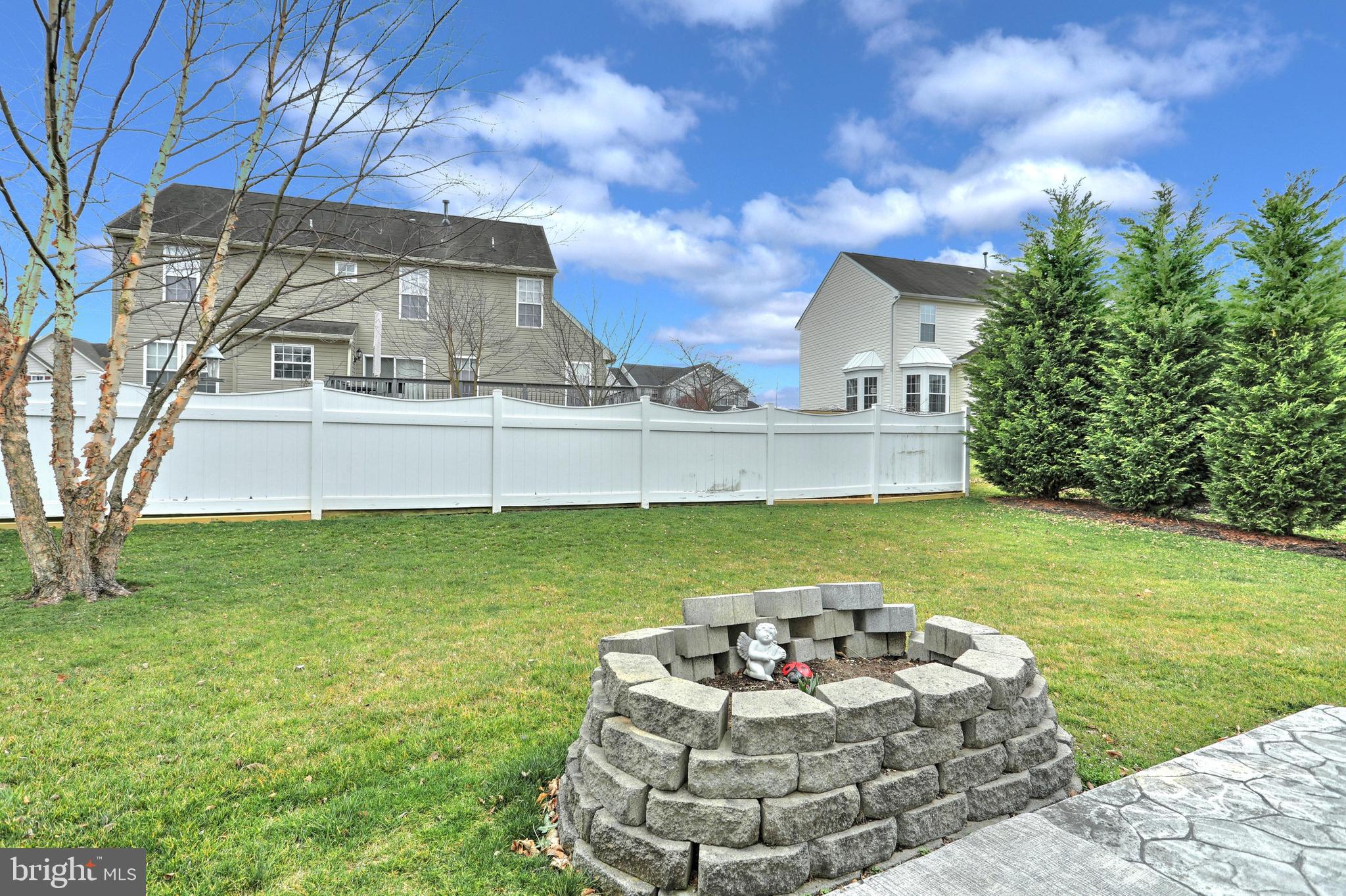 SENECA RIDGE - Residential