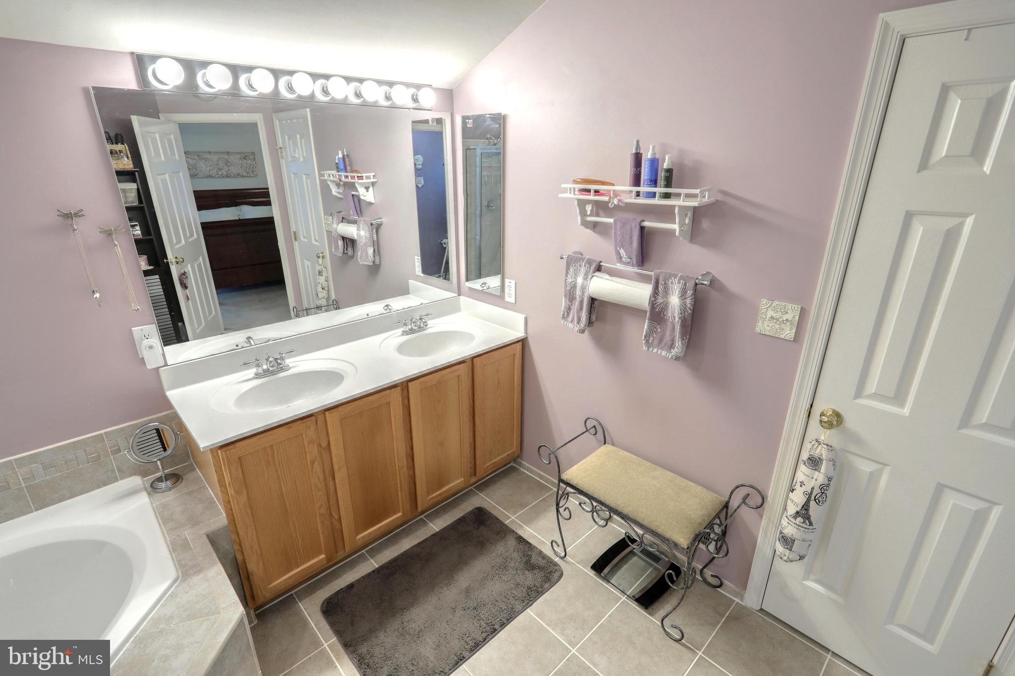 SENECA RIDGE - Residential